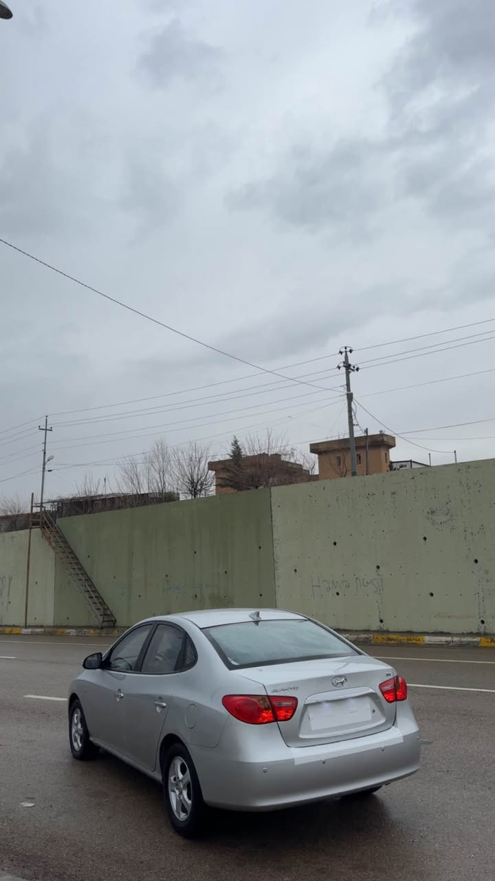 هۆندا ئاڤانتی مۆدی2010
سەیارەکە بڕاوەیە 
سەیارەکە فول فولە بەس سلاید نییە
ئیکۆ کێچ وەنەوشە
ئەی بی ئێسە 
سوکان ڤۆلیۆمە
کوشن هیتەر و جلدە
بلوتوزە 
ئاوێنە ئیشاڕەت
بەگ لایت لێزەرە
لایت ڕەشە
تەبریت لەمسە
بە شەرتی گێڕ و مەکینە سەقفی بۆیاغ نەبێ 
پێش و پشتی کەپسە لێدرانی نییە 
کەڤەر گۆڕاو نەبێت
سەیارەکە زۆر توند و تۆڵە کێشەی کارەبایەتیشی بە شەرتە 
*********** وەتس ئاپ
*********** Singapore
