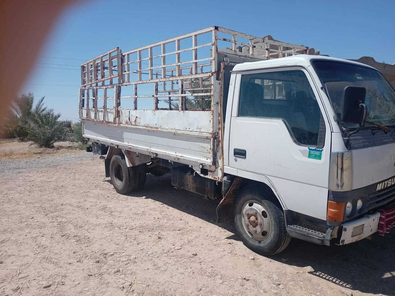 كنتر للبيع موديل ٩٣ رقم بغداد مشروع وطني نضافه فول من يرغب بل شراء الاتصال على الرقم ***********
