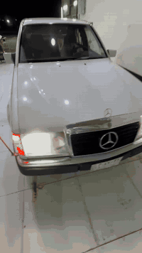 السلام عليكم.. مارسدس دب للبيع موديل 92مكان السيارة ناصرية قضاء الرفاعي 55وبيهه مجال تريد تحويل تريد وكالة عامه ***********
