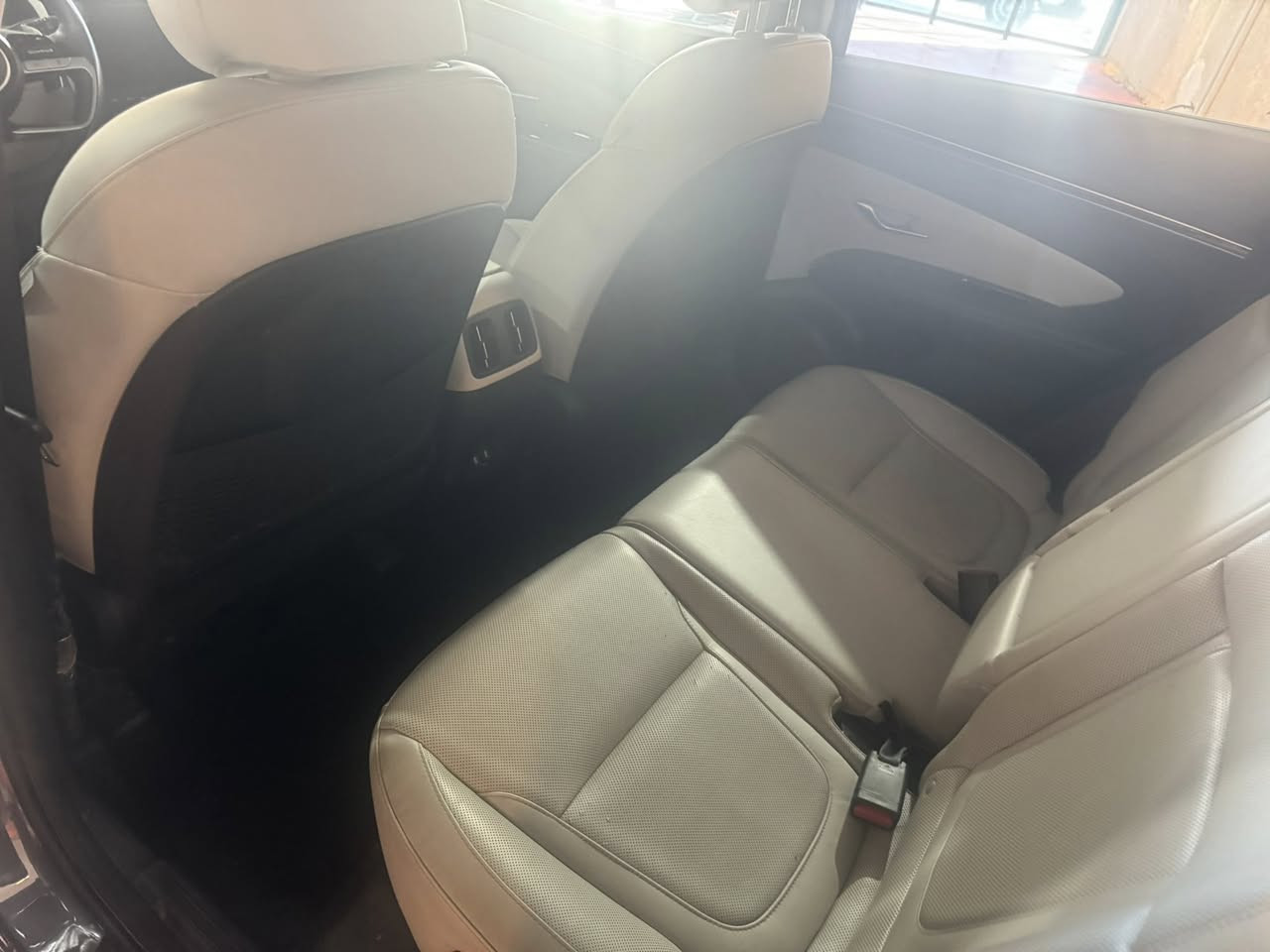 السلام عليكم
توسان موديل 2022 

حادث باب مبدل ومصبوغ والجتف فوك الباب بي صبغ 

ماشيه 51 الف

ارباك بس برده

مواصفات فول للاخير

امرقم اربيل وجاهز

***********
