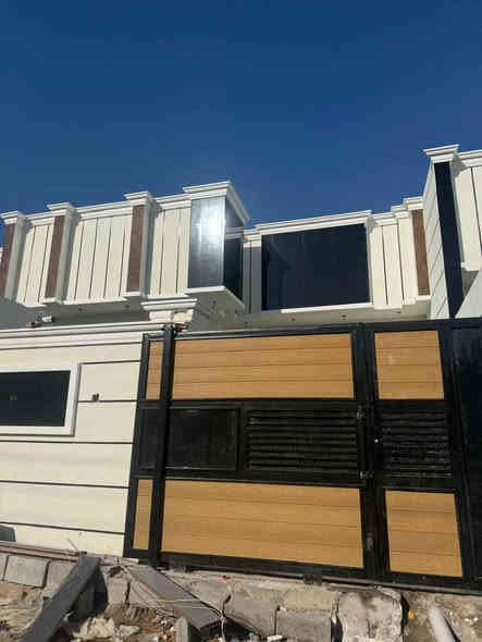 اعزائنالمشاهدين
جمال التفاصيل تجدونها من خلال هذا العرض الراسخ بجمال تفاصيله
تصميم متقارب واحد بجانب الآخر واجهيات متعوب عليه تنفيذ واشراف من قبل كادر خاص متمرس في التصميم والتنفيذ🏠🏠🏠🏠
#شاهدو_تشكيله_الموسم في_قضاءابي  الخصيب طريق سيد حامد مقابل مدينه الاندلس السكنيه
📍#منازل: بمساحات مختلفه نباع اكثر من منزل في هذا الموقع بقيه منزل
ويوجد منازل قيد التنفيذ غيرها
#للعلم_الأرض_مصبوبه رفت قبل الانجاز  📍#مساحته :160م
📍#والسعر :105وقابل للتفاوض مع المشتري
📍#نوع: العقار طابو زراعي عراقي باسم صاحب البيت ادفع المبلغ واستلمه بعد المكاتبه 
📍#نوع :البناء بلوك
التفاصيل استقبال صاله مطبخ  غرفتين منام وصحيات داخليه وخارجيه وكراج 
اذا تحب تشوف العروض تفضل لزيارتنا لمشاهدة هذه المنازل للاستفسار #الاتصال: على الرقم التالي 
***********
