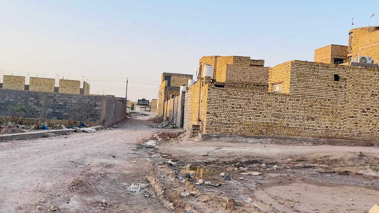 قطعه زراعي على شارعين للبيع
مساحه 200 متر 

حي الحسين شارع عبد العالي 

مسافه 80 متر عن شارع العام 

مخدومه كهرباء وماي ومجاري وتبليط قريب 

السعر جدا مناسب 

لاستفسار والتواصل خاص او على الارقام لتاليه

ابو امير  :  ***********

منتظر حازم :  ***********

نستقبل كافه العروض الطابو والزراعي بيع وشراء في جميع مناطق سوك الشيوخ في مكتب الأمير للعقار  حي الجوادين قرب الصيدليه مباشرتا
