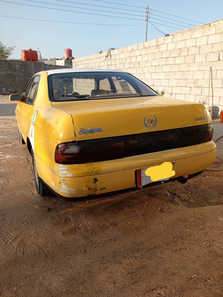 السلام عليكم سياره بطه موديل 2000 لونها اصفر رقمها بصره اجره مكينه وكير اثنين ونص مكفوله كصه ونقل جثه والاصوليات كامله السعره 35ورقه وبيها مجال قليل للشراي يتصل على الارقام التالي 📞   يوجد واتساب 
 ***********     //  *********** البصرة, العراق
