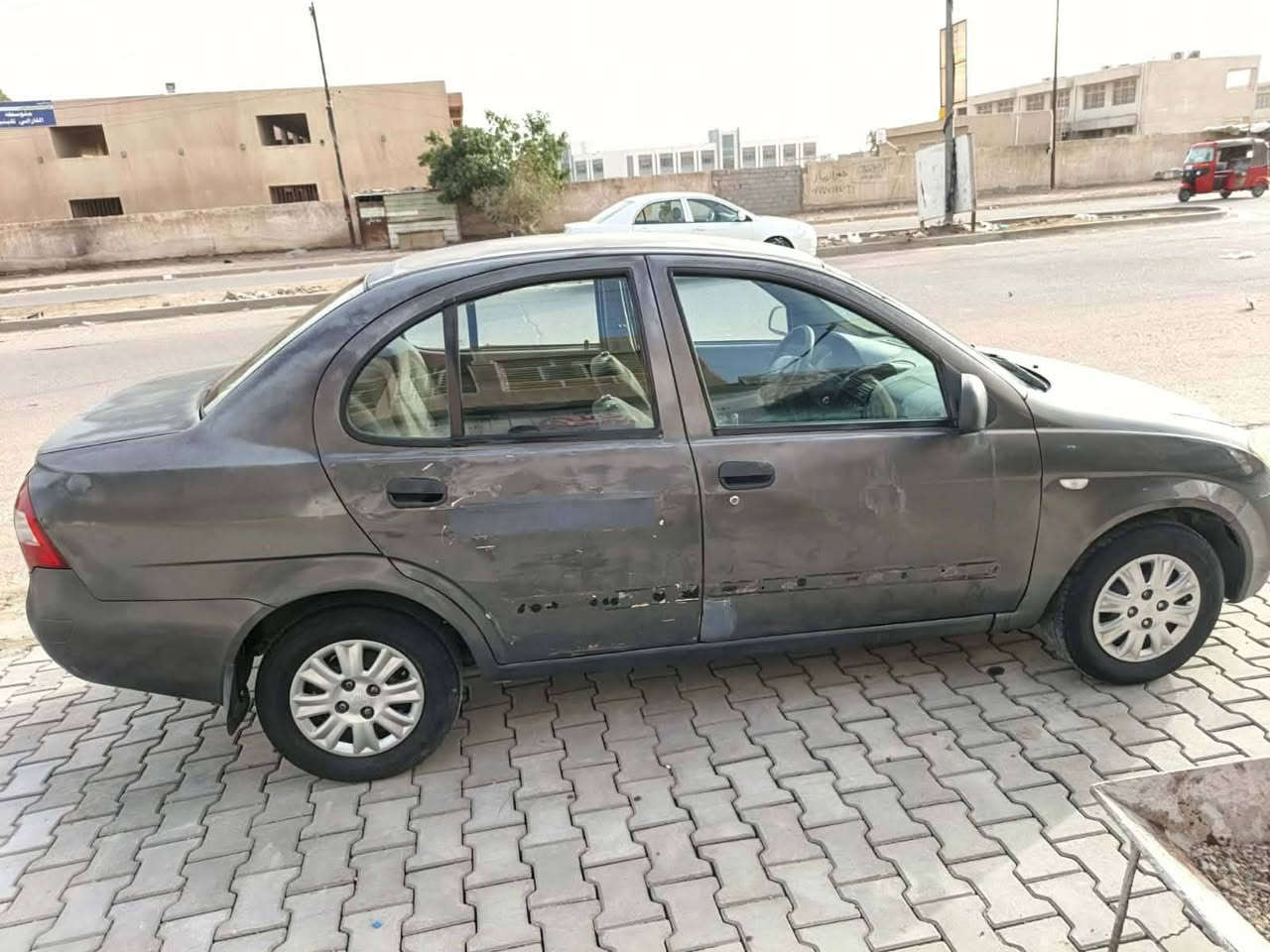 سلام عليكم طيبه موديل 12مكينه بلكارتون كير صدر خلفي امامي جديد السياره جارده رقم كربلاء انكليزي هزه جديده سنويه لغايه الواحد وتلاثين بسمي تحويل مباشر سياره حلوه وجهازه من كل انواحي السعر 35 وبيها مجال بصيط واي استفسار اتصل *********** مكاني بغداد الحسينيه مال راشديه
