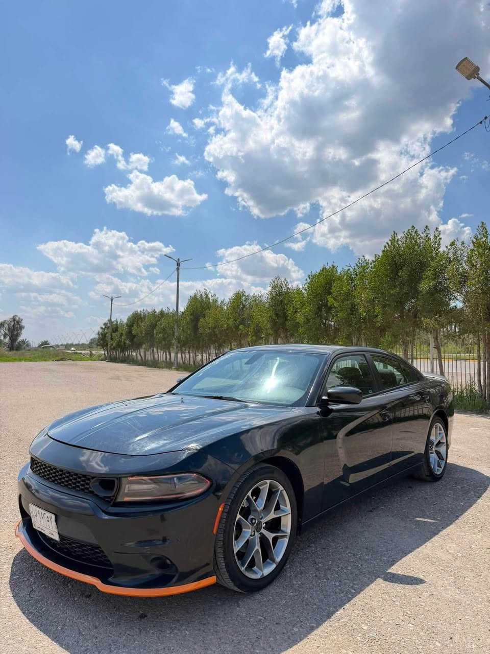 للبيع او مراوس
جارجر 2019 sxt
رقم بغداد 
مكينة 6 سلندر / 3600 
حادثها جاملغ وبنيد وهنا 
بيها جاملغ امامي 
يعني بيها 3 قطع الامامي
 تبديل بدون دواخل 
بدون صبغ 
السيارة جاهزة
كير ومكينة تبريد صدر
كله جاهز مابيها اي نقص 
مكاني/ ديالى جديدة الشط 
للاستفسار/ ***********
