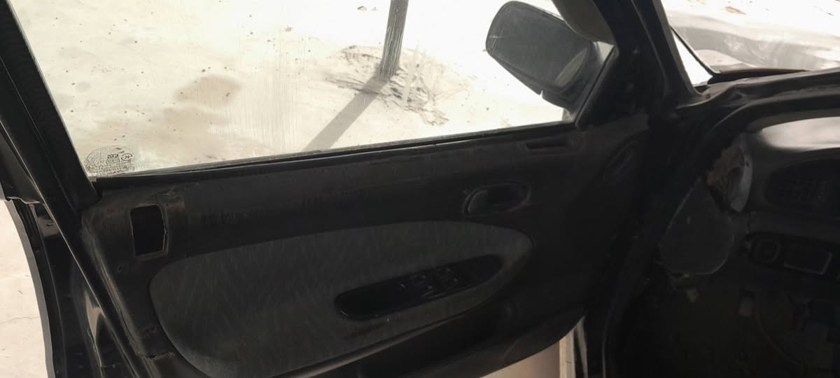 سيفيا ٩٥ محرك كير صدر امامي خلفي رقم بابل انكليزي سعر ٢٧ ومجالها قليل مكان بغداد ابو غريب ***********
