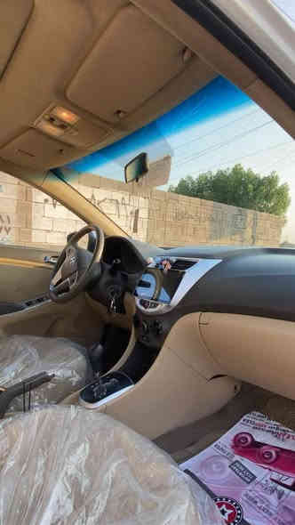 خليجي  2015

رقم بغداد بأسمي

فول موصفات 

فتحة 

فول تحكم استيرن.  

ويل كروم 

اشاير بالمري

حاكية وشاشة وكاميرة

سيارة جاهزه 

كتلوكات الشركة 

حجم المحرك 1.6دوش

كير ومكينة مكفولات

صبغ قطعتين ونص  سونار موجود بدون اي دواخل 

مكاني بغداد السيدية

السعر 100وبيها مجال بسيط 

الاستفسار***********
