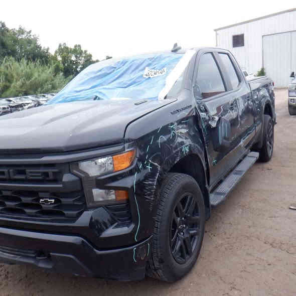 سلام عليكم سلفرادو ٢٠٢٥ ماشيه ٨٠٠٠ للبيع فقط داخله شهداء قادسيه محرك ٤ سلندر ٢٦٠٠ تيربو السعر ٢٨ وبيه مجال بسيط
للتوصل ***********
