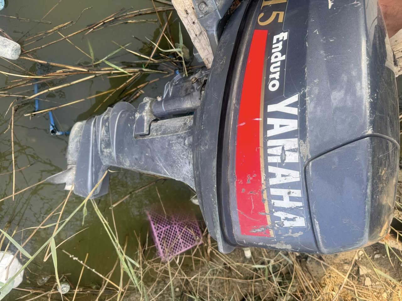 مكينة 15 توهاتسو للبيع مع مكينة ثانية 15 ياماها مع جينكوة فيبر كلاس طولها 15 ذراع الشراي يتصل (***********)
