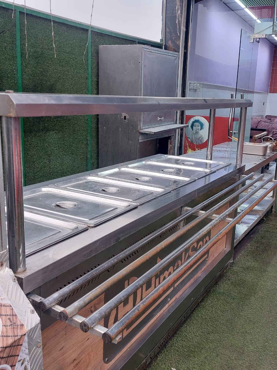 غراض مطعم للبيع بسعر مناسب
غازيه كبيره وحده 

ومال الكص عيونها جدد ممستعملات ابد شديتهن جدد 
تعال خاص وتدلل عيوني الك  ***********
