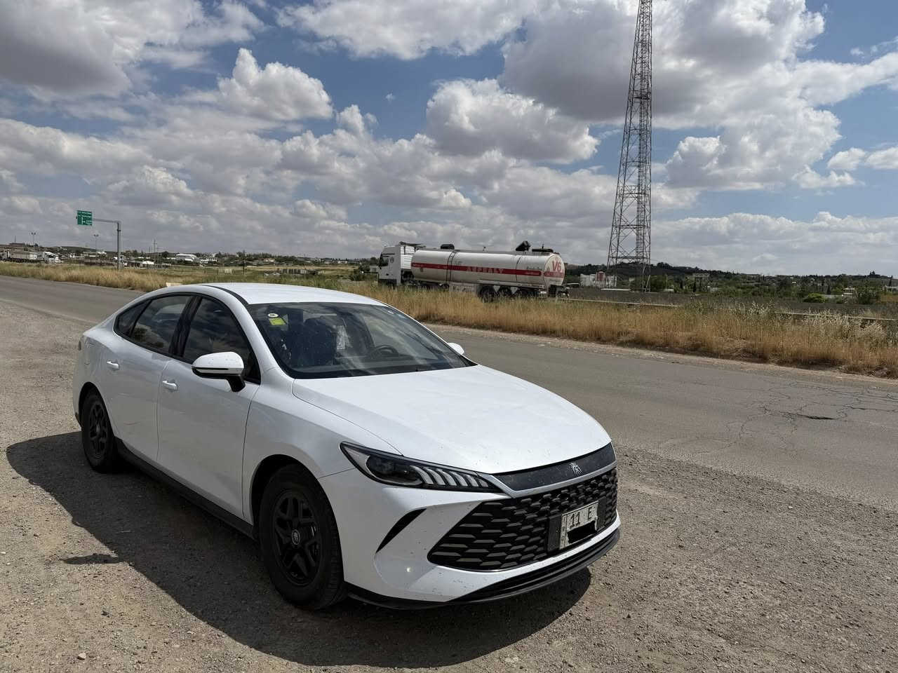 BYD
جن بلص 
موديل 2025
ماشية 34 الف 
مكفولة كفالة عامة 
داخل زيتوني
رقم بغداد
موقع السيارة الحالي النجف الاشرف 
السعر 18 مليون ومية


**إذا كنت صاحب هذا الإعلان وتريد حذفه لأي سبب، رجاءا أرسل رسالة إلى الدعم الفني**
