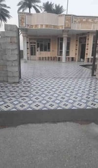 خلفه سيراميك تطبيك أرضية جدران شغل درجه والى وبأسعار مناسبة 0771114162...