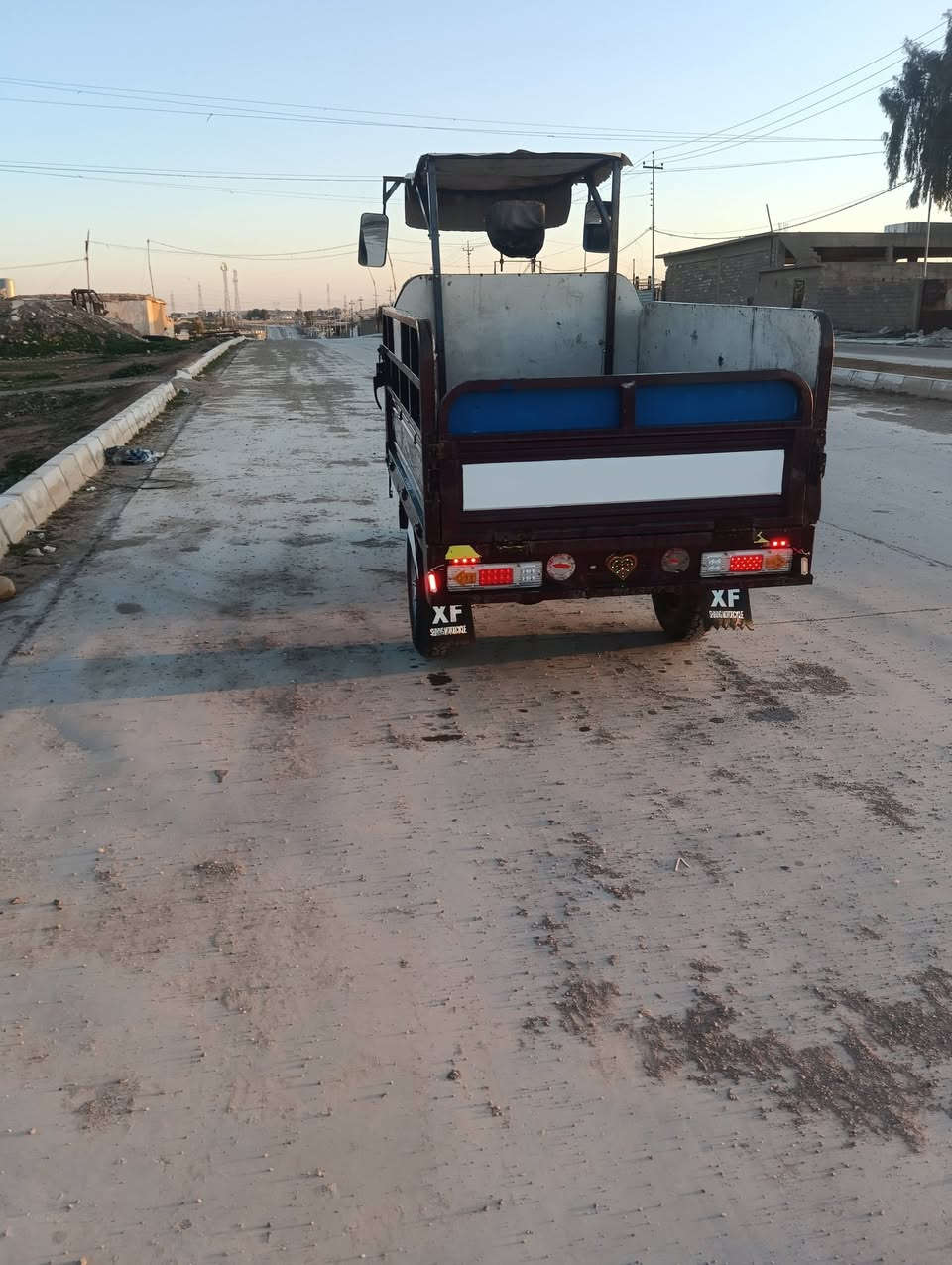 ستوته18 كلها بلادي معرك 23 شرط ما مفتوح غير من ياكلها شغاله رقم تايرات
***********
