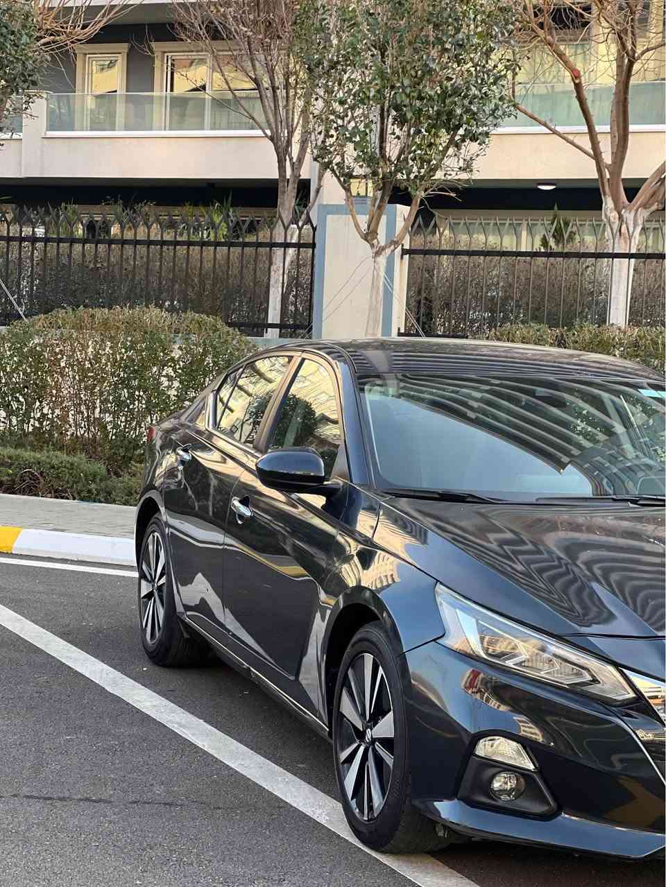 (عربي،كوردي)

نیسان ئاڵتیما ٢٠٢٢ SV 

بۆنیت بۆیاخە و لەگەل جملخ سایق بۆیاخ و جملخ سکن نیوەی بۆیاخە بی ناو گرتن بی ئیرباگ دعمی خفیف 

سەیارەکە یەکەم دەسیتی ئیرەیە 

گیر و مەکینە کارەبای هەمووی بەشەرت 

بە ناوی خۆمانە بەشەرتی تحویل و خەرامە 

*********** 

Whtas upp w simkart

………..

            نيسان اليتما موديل ٢٠٢٢ مواصفات SV  بيها قطعتين ونص چاملغ + بونيد چاملغ طرف السائق سياره بدون ايرباگ كله سليم گير محرك شرط تبريد تدفئه كهربائيات كله شرط تحويل والغرامات والسياره بيدي اني مرقمة 

اول شخص سياره مال بيت

***********

واتس اب و رقم السليمانية, العراق
