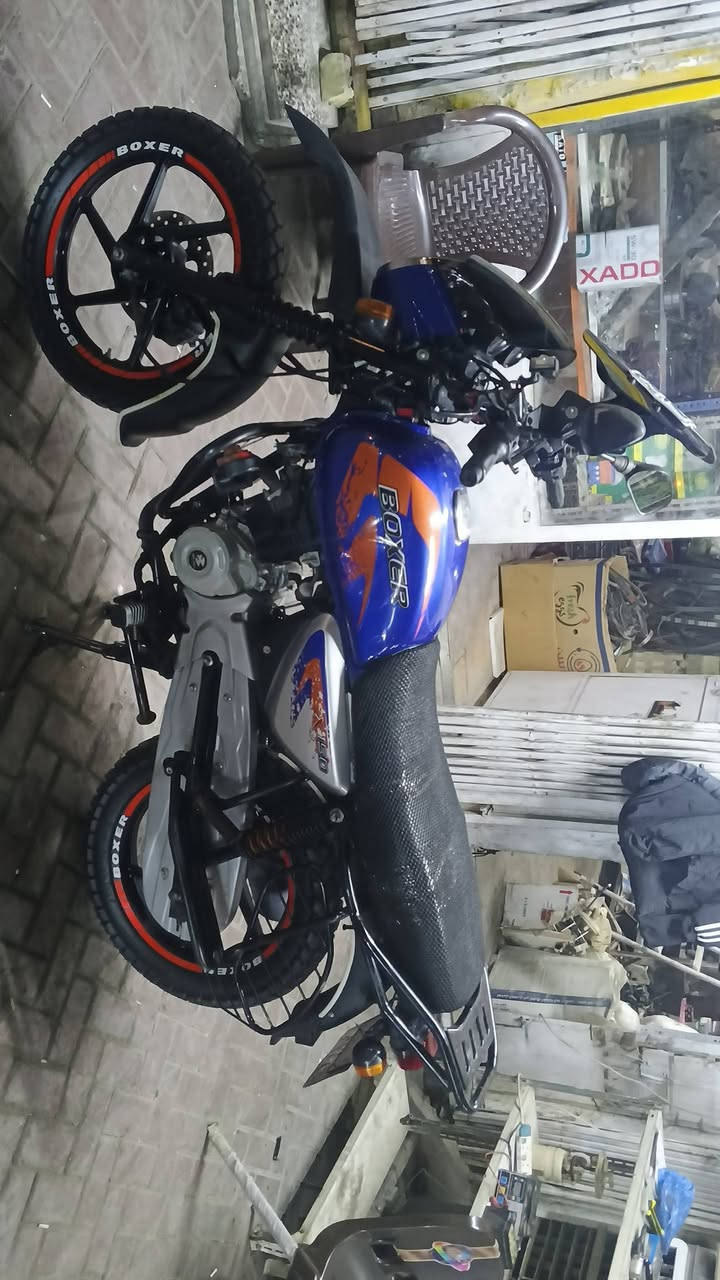 سلام عليكم لبيع بوكسر 2023 دراجه جديده بمعنه الكلمه
ماشيه 16 الف دراجه خير من الله مرقمه لوحه وسنويه 
تاير امامي خلفي اصاليات مبدلات باكستاني خط ويل منضومه زنون قاعده تلفون +شاحنه تلفون وتقيص الامبيريه جامه ضد الهوى دوشمه الكشن تحويل ثاني يوم مشروع وطني بسم صاحبي مكاني بغداد ***********
