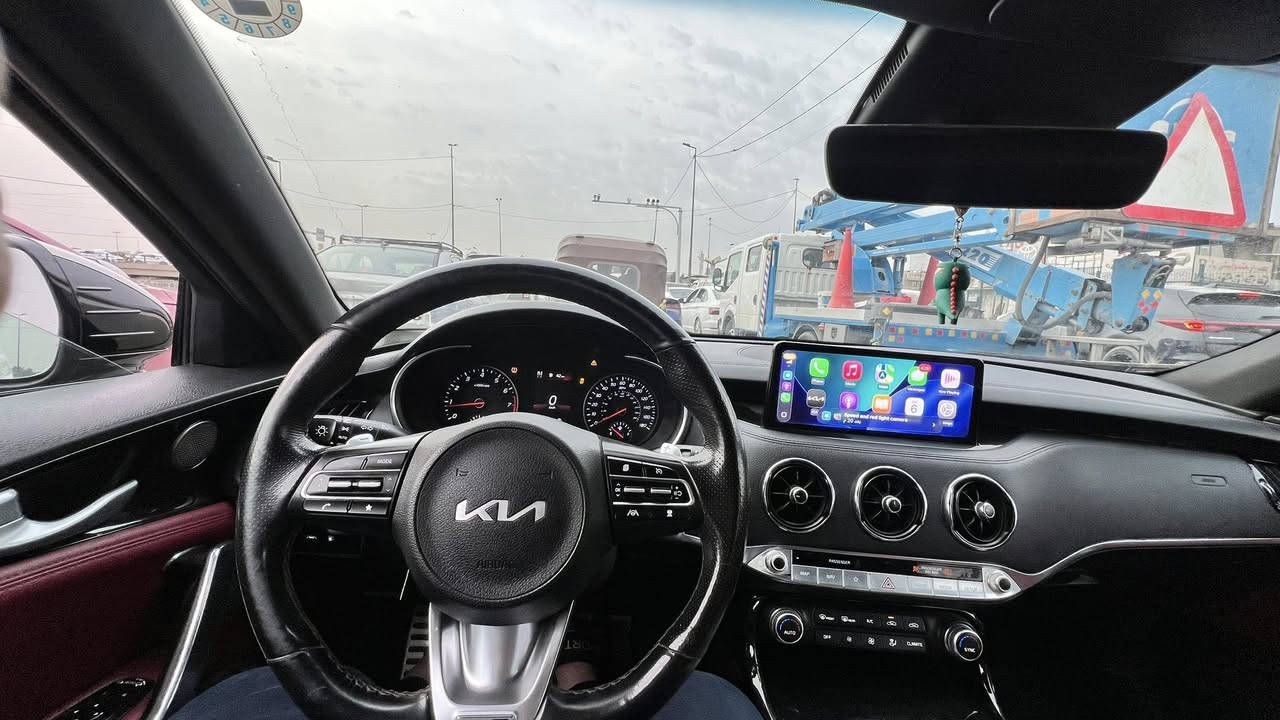 السلام عليكم  مراوس مع چارجر 6 سلندر
السعر197

كيا #ستنكر موديل 2022 رقم اربيل 
فول فول مواصفات بصمة بارنوما فتحة سقف 
محرك 4 سلندر 2500 تيربو 

السياره بدون حادث فقط بارد مكانين فقط
بدون دواخل بدون ايرباك 
المواصفات
لون رصاصي ع فيلي
 كيا ستينكر موديل 2022  GT LINE 
 محرك 4 سلندر 2500 تيربو  
 عداد المسافة 43 الف كيلو
 نظام صوت harman.kardon  سماعه12
لايتات زينون عالي واطئ اصل مع كشافات ليد  ٤عدسه ليد 
 بصمة للابواب مع بصمة تشغيل وتشغيل عن بعد اناره ترحيب
اشارات بالمرايا الجانبية مع حساسات الاجتياز الجانبي 
 حساسات خلفية اصل مع كاميرا دوارة 
ويل كب حجم 18مع طقم تاير بحالة ممتازة جدا
 رادار امامي وتوقف تلقائي 
 مرايا جانبية شفط كهرباء هيتر مع كفرات كربون فايبر
 سقف المركبة بانوراما 
صالنصة خلفية رياضية باربعة فتحات 
 غرفة السيارة جلد اصل  
 شاشة دشبول كبيرة لمجموعة من الايعازات 
 تحكم كهربائي متكامل الايعازات لمقاعد المقدمة 
 حساسات الانحراف عن المسار في الطرق المفتوحة 
ستيرن رياضي حرف D مع شفتات ستيرن 
تحكم ستيرن متكامل الايعازات مع تحكم الرادار 
رادار امامي تفاعلي وتحكم كامل من الستيرن 
 وضعيات للقيادة عدد 5 
منافذ USB,AUX مع شاحن موبايل وايرلس 
مقاعد السائق والراكب رياضي
كراسي تبريد تدفئه
ستيرن هيتر
داخل كنتارة
لحية اصلي اماميه
مرايه وسطيه اوتو
تبريد خلفي منفصل
اوتو هولد 
اتو ستارت
لايت اوتو ذكي عند القيادة
بريك بصمه
اوتوستارت
حساس مطر
حساس لايت
سياره اي نقص مابيهه من جميع نواحي
للاستفسار 
***********
حي القاهرة
