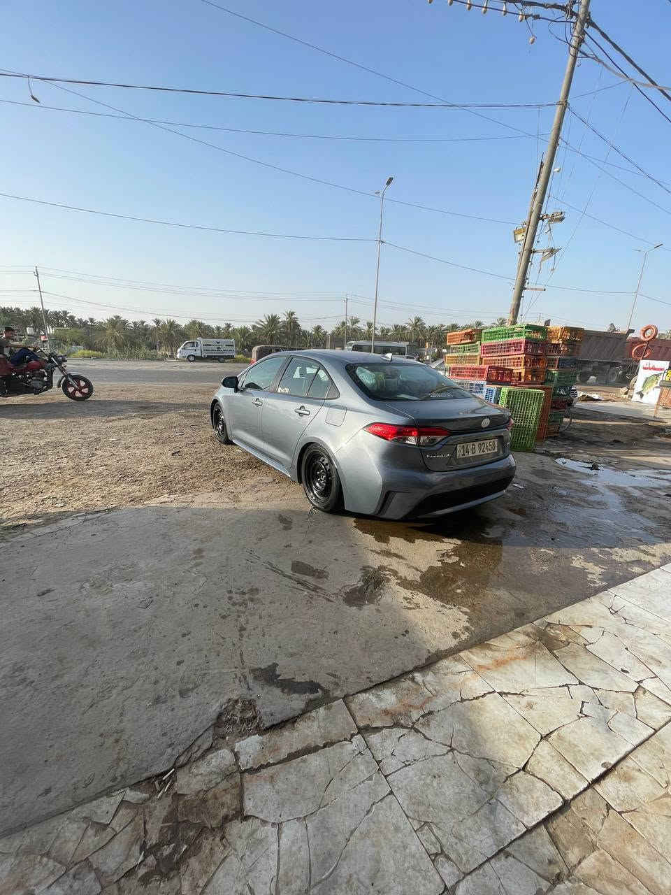 السلام عليكم
كورلا LE ٢٠٢٢ امريكي  رقم بصره معوقين 
عنوانها بغداد وكاله عامه ثاني يوم تجيك 
حادث جانبي تبديل بابين نفس الون  وصبغ نص الدوسه من جوه 
بدون دواخل بدون  شاصي 
مكينه ١٨٠٠ مكفوله 
گير مكفول 
تبريد مكفول 
صدر خلفي وامامي جديد 
تخم تاير جديد حجم ١٥ 
دوشمه كشنات وسفاري والجنطه
مواصفات ال LE معروفه 
السياره جاهزه للاخير نقصها فقط صبغ الدعاميه 
السعر ١٤٠ وبيها مجال كلش قليل 
مكانها بغداد الشعب 
***********
