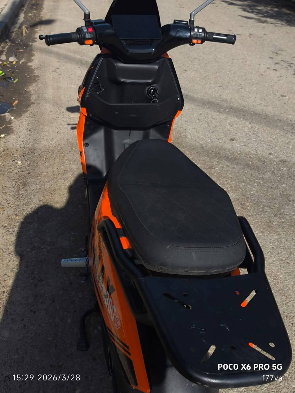 دراجه ليو بطاريه جرافين
نضيفه أي عطل ما بيها صار الها بل شارع بس 3 اشهر 
أي نقص ما بيها سعرها 800 و بيها مجال 
عنوان ديالى بعقوبة حي المهندسين 
***********
