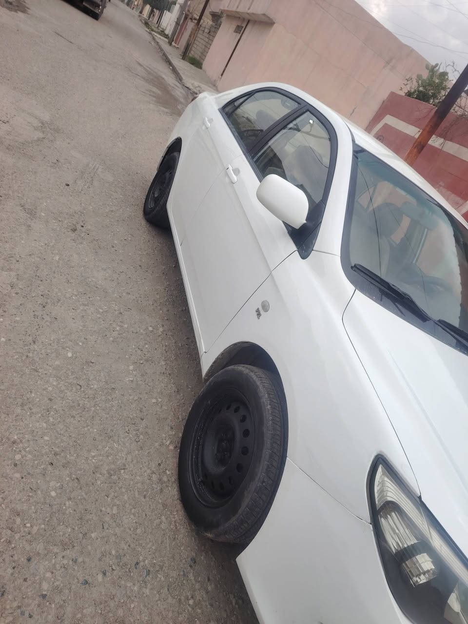 سلام عليكم بي واي دي F3 موديل 2015 سنويه 2030 دهوك  كير عادي بيها نص جملغ وبوند مبدل شركه السعر65 مكان الموصل *********** بي واتساب
