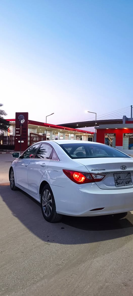 سلام عليكم.    للبيع فقط .
سوناتا 2014 خليجي.  اربيل  وكالة تحويل ماكو كل مشكلة  بيها هلال خلفي مرشوش ونص باب والباقي كفاله عامه كير مكينه حداديه تبريد كفاله السعر 110ومجال قليل حك الجيه مكاني النجف  للستفسار.    ***********
