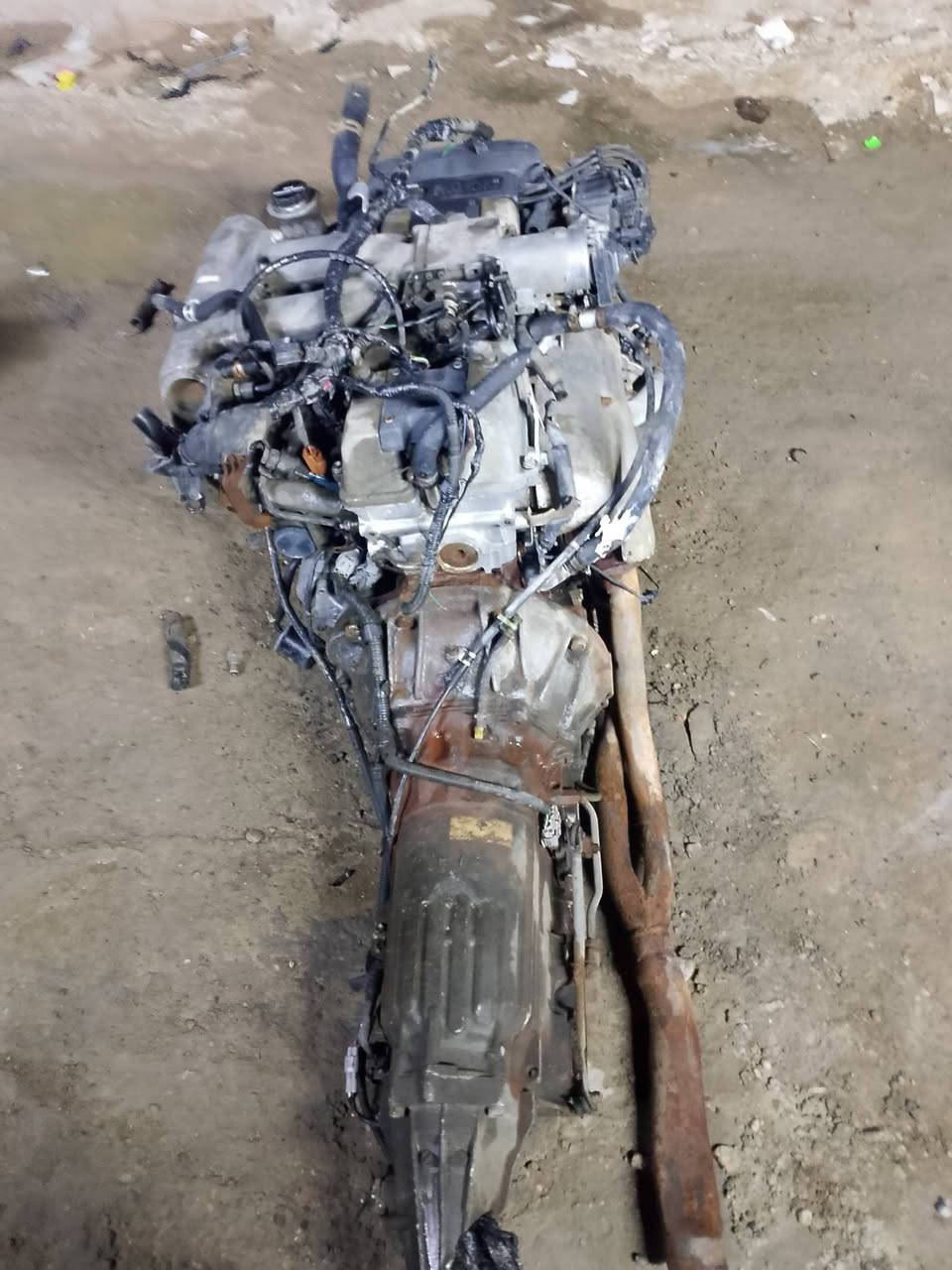 مكائن ٢٥٠٠ ديلكو ضمان 20يوم
الي يريد طابوكه ٦٥٠ضمان ٢٠يوم 
والكير ٣خطوط ضمان 20يوم سعره ٣٥٠
ويوجد تفرفعات اي شي تحتاج كلمن وسعره 
عنواني بغداد الحسينيه مال راشديه ***********
