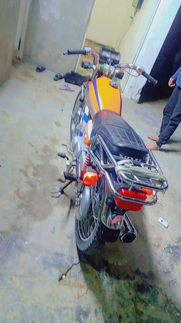 دراجه نامه امتياز مكينه شلامجه موديل 2024 اوراق اصولي ب600وبيه مجال مكاني حصوه قرب محطه الغصون رقم الاتصال ***********
