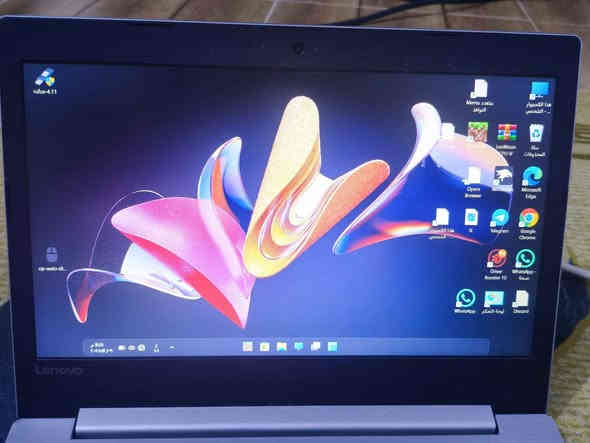 لابتوب Lenovo نظيف والمواصفات كما موضح في الصوره ووياه الشاحن  بسعر 190  الف رقم  *********** عنوان ميسان عمارة
