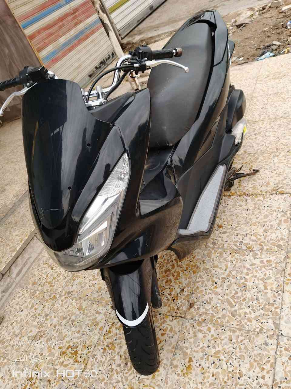 سلام عليكم دراجه بي سي اكس كفاله عامه اي نقص ما بيها دراجه كلها شغاله اي نقص ما تيارات جدد دراجه ماشيه قليل 64 ماشيه برغم مفتوح بيها معدل 130 العنوان بغداد الامين الثانيه شارع النواب السعر 1650 وبيها مجال ***********
