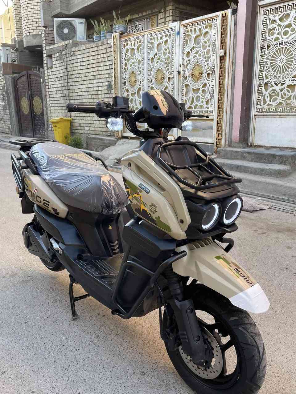 السلام عليكم اباجي 2025
6 باتريات مصطره 
دبل اشاره 
نضام بك R
لايت عالي ناصي 
بصمه تشغيل عن بعد 
انذار سرقه 
السعر 700 بيها مجال 
العنوان بغداد بلديات 
رقم ***********
