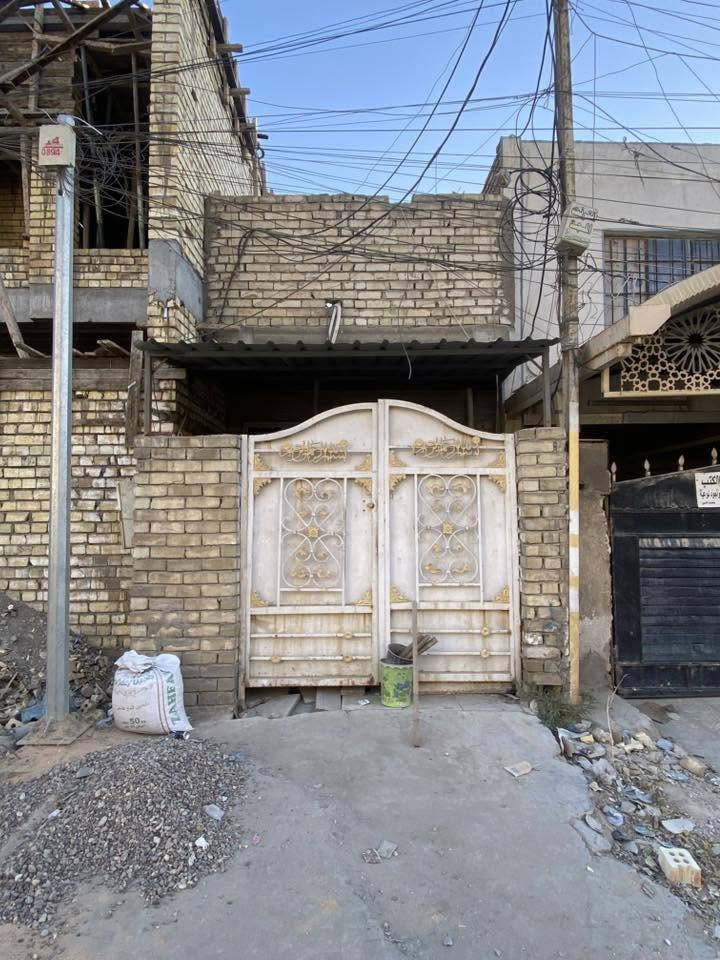 سلام عليكم. دار للبيع مساحه ٦٧ م للبيع
واجها ٣/٣٠ نزال ٢٠م 
طابق واحد. 
الموقع خلف سوق حي اور 

السعر. ١٤٠ وبيه مجال قليل  

***********
