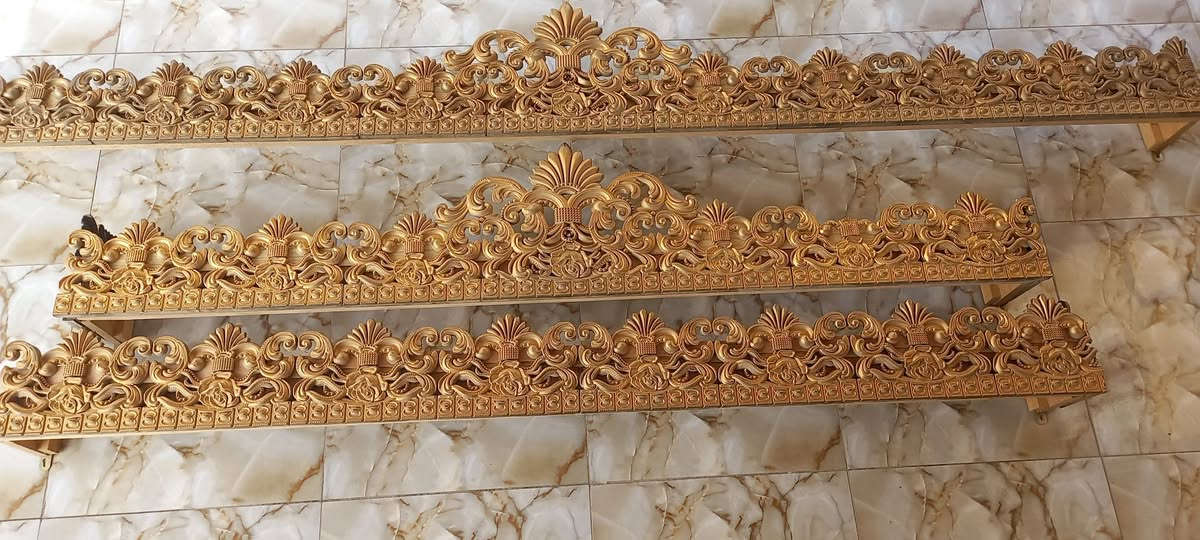 سكك بردات ٣ قطع نظيفات
قطعه ٣ متر    وقطعتين مترين وربع 
***********
