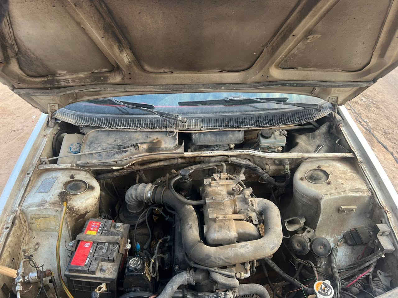 رواه الف 2009 ابيع سياره مال خبزه مداور شرط  سياره يعني شايله روحه 12وبيه مجال ماتواجد عل فيس ,,(***********
