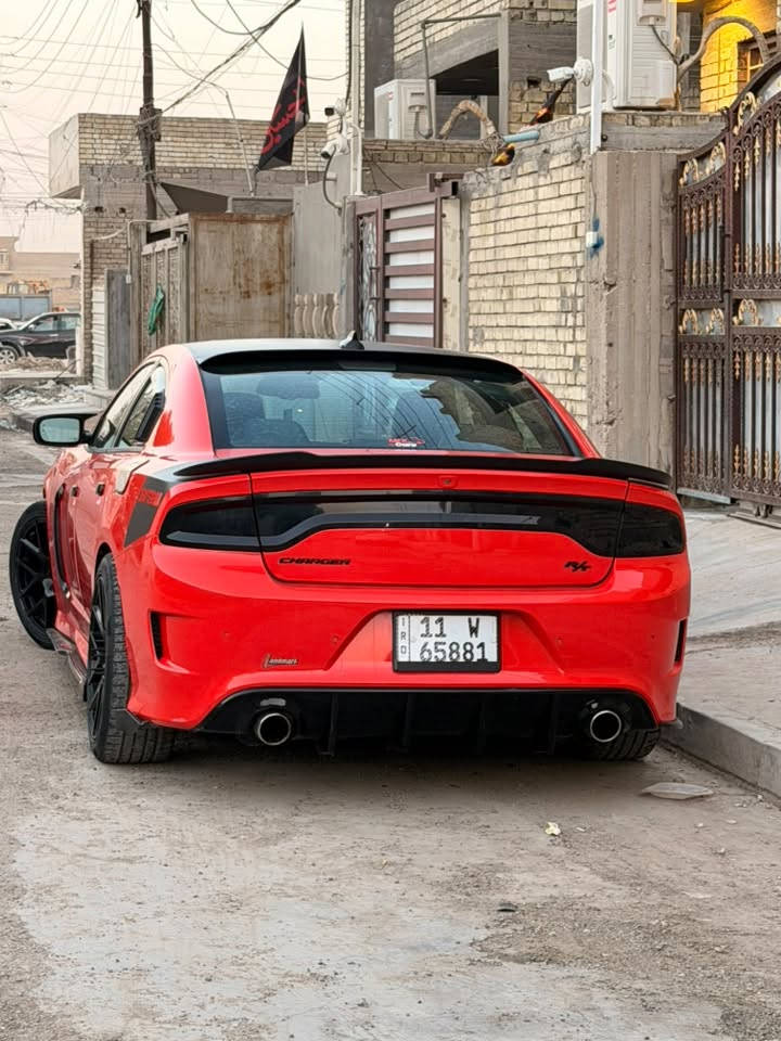السلام عليكم
دوج جارجر/ دايتونا / 5700 / RT / اصل / 5.7

 موديل 2019 السياره جديده بمعنى الكلمه

فول للاخير

مواصفات

فتحة سقف

تنته شامو / كشنات كنتاره

تشغيل عن بعد

حساسات خلفيه

خزن ميموري

قماره بلادي مغلف اسود هيه والخط ( بلادي من الشركه)

كشنات تدفئه تبريد 

نقطه عمياء

شاشه جبيره

شفتات ستيرن

فول تحكم ستيرن

فجوج برمبو

حجرات بلاديه مملعوب بيها 

السياره ستوك لاحماوه ولا اي شي

كلشي بسياره مال الشركه ماعده 

التايرات والدهن 

شوته موبر

ويل دايتونا بلادي مو تجاري

لون برتقالي 🧡 مو احمر 

وبعد بيها هواي مواصفات 

حادثها / سرقة محرك مشدود عليها محكرك طك كارتون بلاد

السياره مكفوله من الدعاميه لدعاميه 

ماعده حادثها وبارد بسيط بجاملغ السايق

راجع بي دي ار 

السياره باسمي تحويل ثاني يوم 

السعر 250وبيها مجال 

مكاني بغداد العبيدي 

***********
