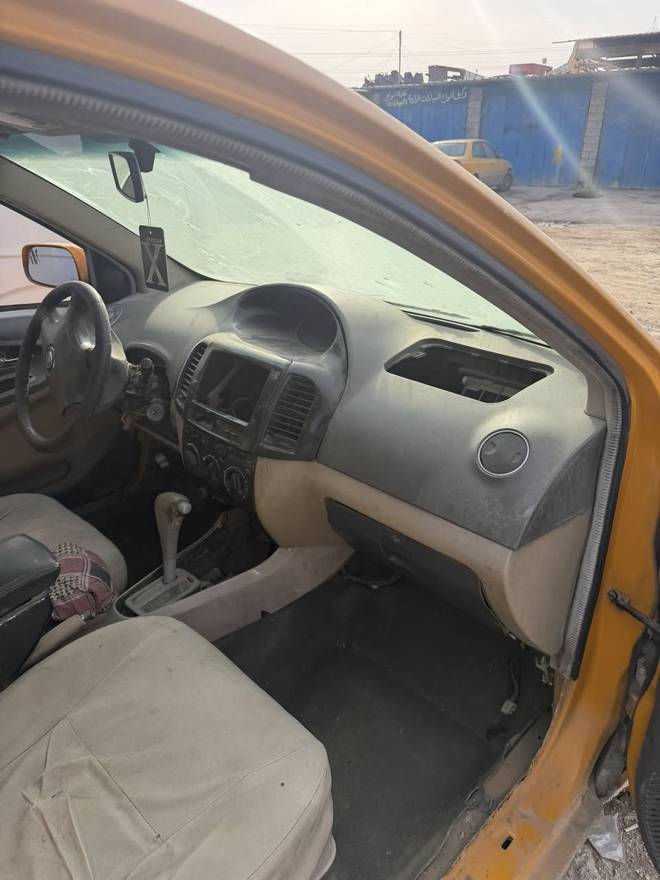 تفصيخ جيلي ام كي مكينه وكير كورله 
مكاني بغداد الشعله 
***********
