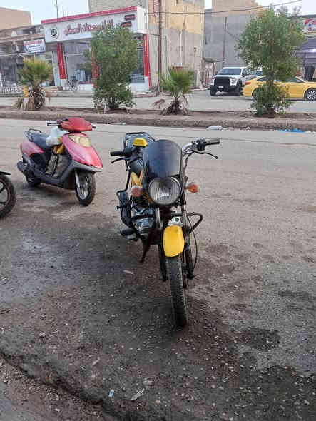 السلام عليكم دراجه بوكسر للبيع موديل 21اوراق اصولي 7 مكان نعمانية شراي يتصل ***********//***********
