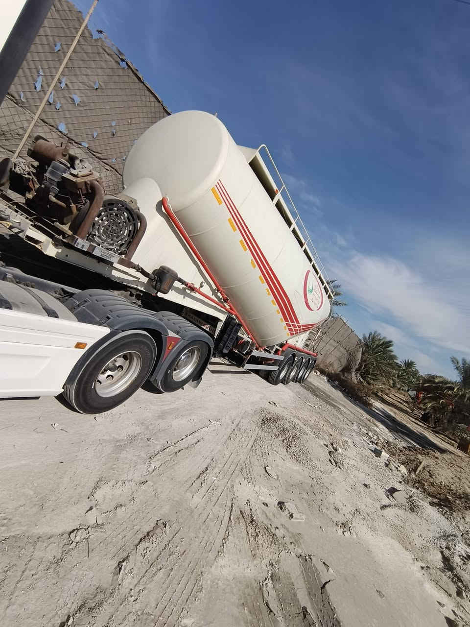 ***********//***********
