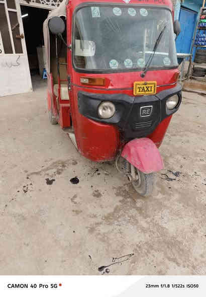 السلام عليكم تكتك للبيع 18دراجة بيهة صبغ الغود مكان بغداد بلديات رقم *********** رقم وسنوية
