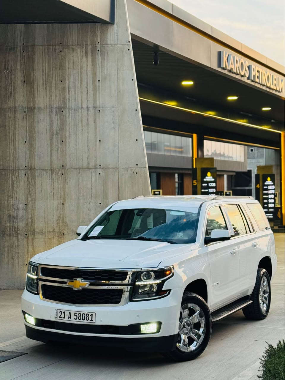 شوفرلیت تاهو LT موديل 2015🔷
ماشیە ١٠٥ الف  حقیقی شرط الفحص 
سیارە زیرو وکالە منصور خلیجی .. 🔷
کل غراضها البلادیە موجودە 

السعر / 305 مجال بصیط 
رقم صاحب سيارة *********** 🔷
مکان سیارە / سلیمانیە مرکز المدینە 🔷

الاخوان سیارە بیها بس قطعە صبغ بدون دواخلارباكات كلها سليمة بشر باقی کفالە و سیارە حیل حلوەو جدیدە 
كير و محرک كولة شرط مامفتوح 100/100 🔷

سيارة حيل حلوە و جدیدە و دینار مصرف مابیە 

لمواصفات LT  🔷
  ،، کشنات جلد ،، صندوق شفط ،، لایتات لید و زینون بلادی ،، شغال یعنی تشغیل عن بعد ،، فورویل 4*4 ،، نظام قیادە ذاتیە خط شارع ,,كراسي اثنين كهرباء ,, شاشة امامية ،، قاصە ,, كامیرا خلفیە ,, رادار_امامي رادار خلفی رادار جانبی ،، تبرید مرکزی و بعد هوایە مواسفات  ... 

سنويه و كلشي جديده تحویل و وکالە نفس الیوم 
4 تایرات و ویل جدیدە بلادیە 
بدون خلل کهربائی بشرط السليمانية, العراق
