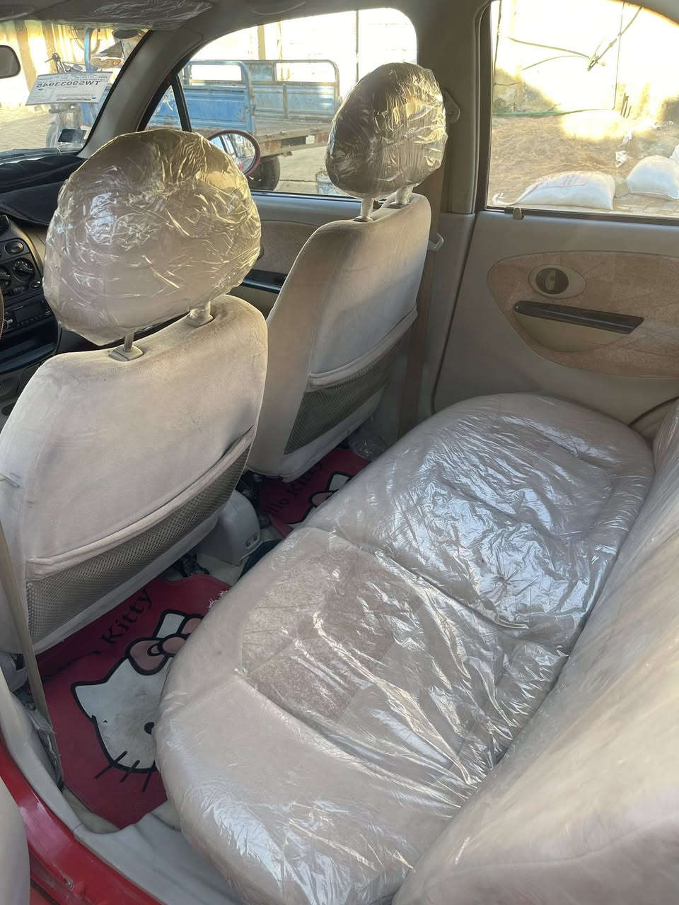 كيو كيو للبيع مديل 2013
جديده بمعنه الكلمه 
مكفوله من الضربه ماعده تكحيلات بسيطه 
كير مكينه كهربائيات بشرط 
كير اوتماتيك 
تدفئه + تبريد شغال 
سياره بسمنه رقم كربلاء 
رقم جديد دولي هزه جديده 
سنويه لغايه 2030
مكاني كربلاء 
رقم ***********
سعر 35 وبيه مجال
