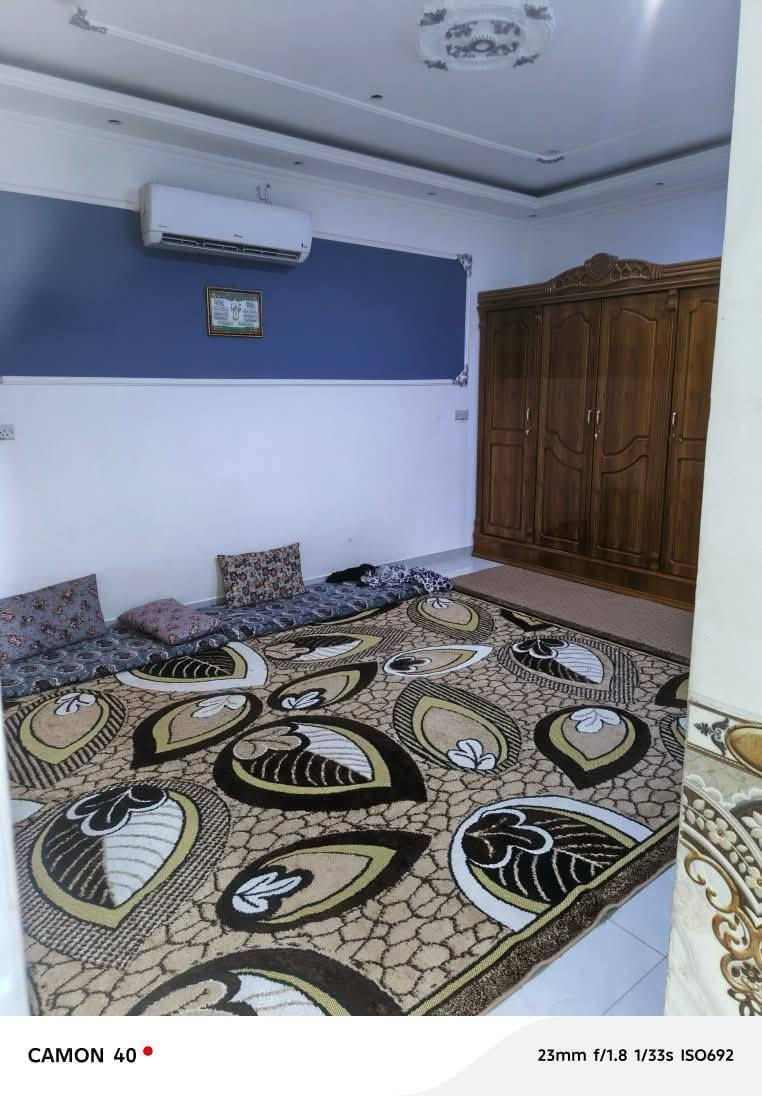 [[بسم الله الرحمن الرحيم]]
🏡     🏘      🏚 

#يوجد_بيت_للبيع_ركن

#العنوان  الفلوجة 
#المنطقة حي الرسالة // بشارع ابراهيم الطهار 

✅المساحة : 190م واقع حال 300م
 
غرف 3
استقبال 
صالة
مناور 
مطبخ
صحيات 
الارضية سيراميك 
السقوف جبسن بورد

                       #بناء 🧱 : طابوك 
      
     #شارع 🏞️⬆️⬆️ : 12م ×  10م

  #السعر_محدد_من_قبل_البائع 
    
        
        ⚖️⚖️   نوع الملك : طابو صرف تحويل مباشر  🏙 

            #السعر💰💸:  220 مليون وبي مجال 

__________________________________

للأستفسار⛔🖲️ : مراجعة 
🥇#مكتب_الرافدين_للعقار 🥇
العنوان شارع المنجزات تقاطع جامع التقوئ مجاور محطة المتميز المركزية لغسيل السيارات 🚗🚖
__________________________________

#ملاحظة//📋📑 اذا لديك عقار تريد تعرضة للبيع او تريد تشتري عقار قم بمراسلة الصفحة او اتصال على لارقام الموجودة+ واتساب
            
         #للأتصال_او_واتساب 📞  ***********
         #للأتصال_كورك.   📞.      ‏‪***********‬‏

#بيع_وشراء_الدور_السكنية_والزراعية_العقارات_في_مدينة_الفلوجة #مكتب_الرافدين_للعقار_بيع_وشراء_العقارات_بسعر_مناسب
#عقارات_الانبار_الفلوجة
