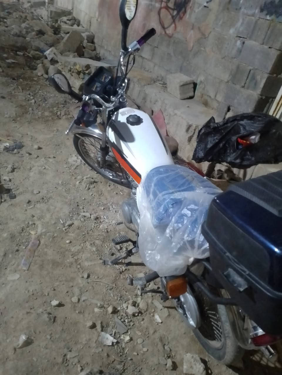 ايراني 4كير مديل 21 اوراق ضايعه بل بيت دراجة نضيف شوفت عينك سعر 400او بيه مجال مكاني مدينة الصدر تواصل مازنجر


**إذا كنت صاحب هذا الإعلان وتريد حذفه لأي سبب، رجاءا أرسل رسالة إلى الدعم الفني**