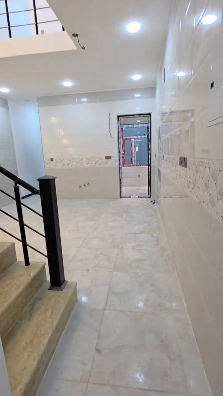 يعلن مكتب حمورابي للعقار
للبيع مساحه 100 متر واجهه 5 ضلع منفصل
حي الجهاد  ديوان المخابرات خلف شارع 60
بناء حديث تسليم مفتاح 🔑 
يحتوي على استقبال ومطبخ وثلاث غرف نوم و2صحيات
للاستفسار الاتصال *********** يوجد واتساب 📞
#عقارات #للبيع #منزل #اكسبلور
حمورابي للعقار ومقاولات البناء
