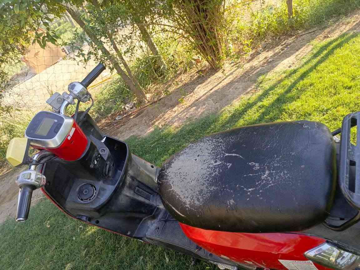 ماكس بوليس للبيع كلشي شغلل
مكان بابل 
السعر ب550 وبية مجال 
‏‪***********‬‏
