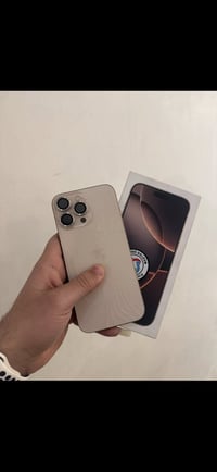 ايفون 16 برو ماكس 256 بطاريه 100 مشحون 89 مره  مفلش فقط ظهر اي خلل ماب...