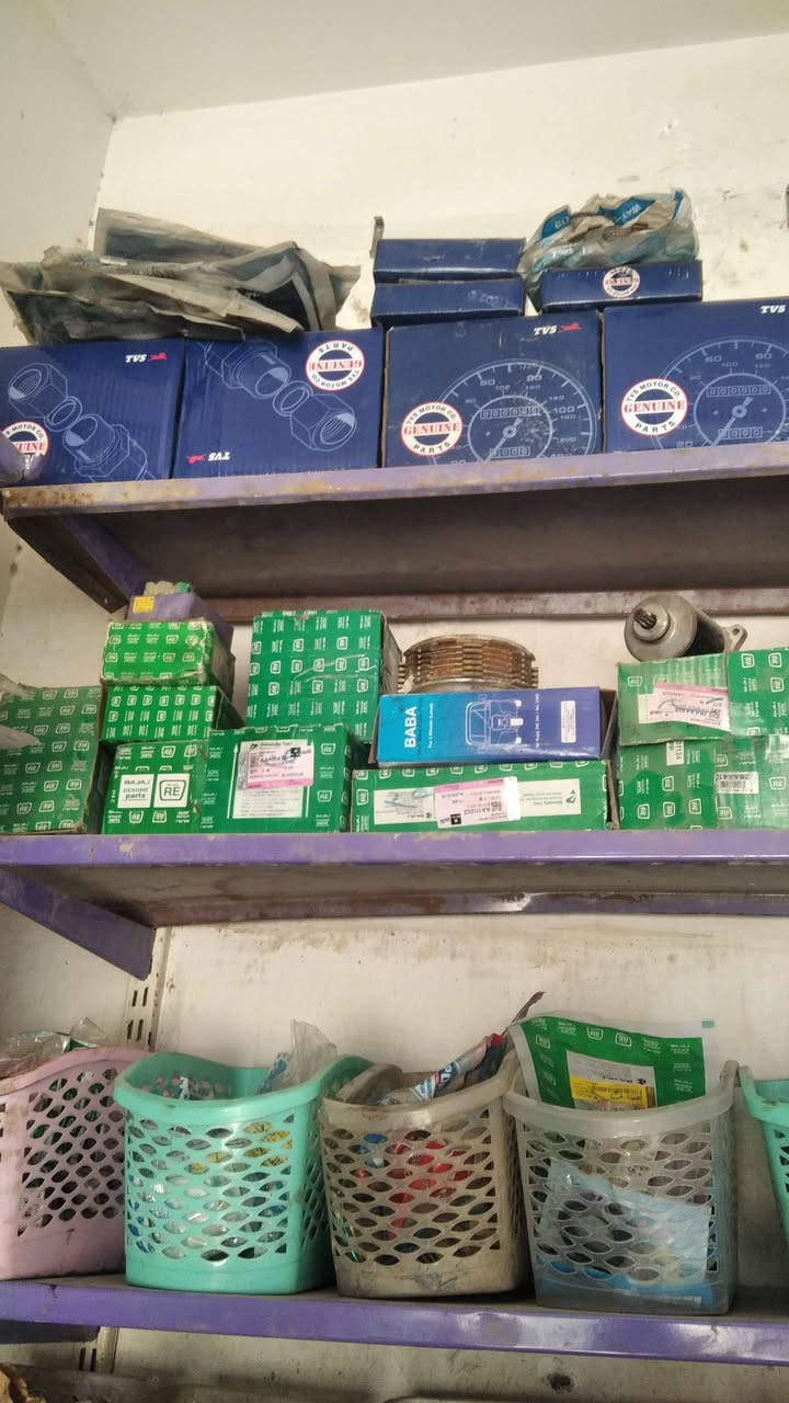 فيتر انواع التكاتك تي في اس باجاج ابياجو وين متعطل اجيك ودلل بس خابررقمي***********بغداد بغداد, العراق
