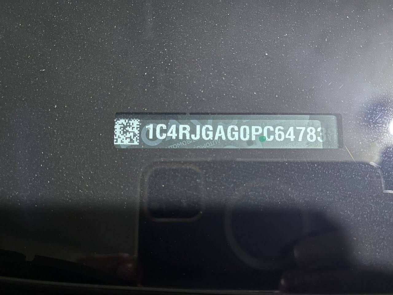 السلام عليكم مكلف بالنشر جيب موديل 23 ماشيه 45 كلين بدون حادث بدون صبغ كفاله فقط دعاميه اماميه بدون اي ضرر السعر32000 وبيها مجال بسيط
***********
***********
