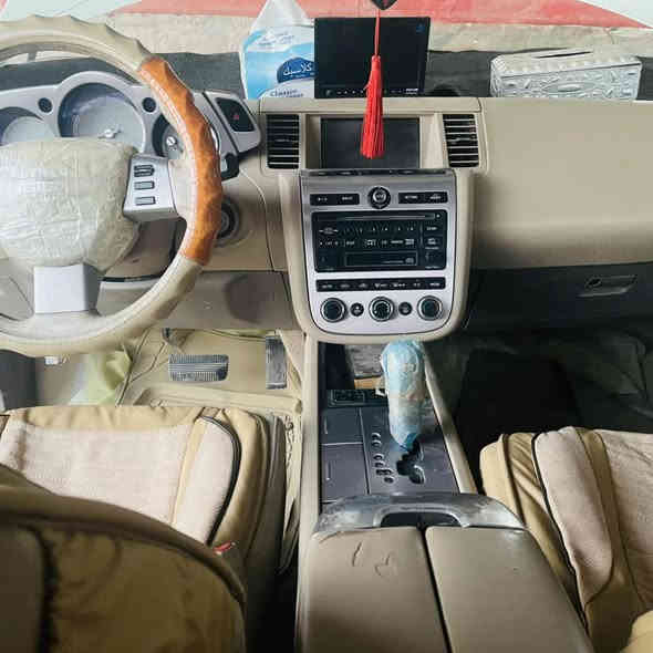 نيسان مورانو
موديل 2006 ***محرك 3500
رقم انكليزي انبار تحويل ثاني يوم
فول اوتماتيك
تبريد ثلج + تدفئه
سيارة ما ناقصة كلشي صدر كله جديد 
السعر65 وبيها مجال حگ الجية 
اي استفسار // ***********
