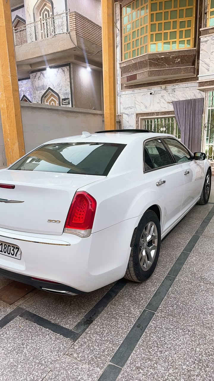 آلُـۜسـۨۚ(✋)ــِۖلُأمٌ ؏ـليۜـ(💜)ـكـۜم 
للبيع كلايسلر اوباما 
موديل 2018 
وارد كندي داخله كفاله مضروبه بالعراق جاملق امامي وبنيد بدون دواخل يعني ضربه خفيفه كلش 
رقم اربيل نكليزي بسم كردي تحويل او وكاله 
السعر 245 $ وبيه مجال
مكينه 6 سلندر    
مواصفات لمتد بانوراما فتحتين 
دواخل بيجي جلد 
كامره خلفيه 
منضومه زنون عالي ناصي 
ويل 18 
خزن كشنات 
سياره كلش جديده وحلوه
حداده جديده
تخم تاير 
مكان السياره البصره قضاء المدينه
السعر 245 $ وبيه مجال
***********
***********
