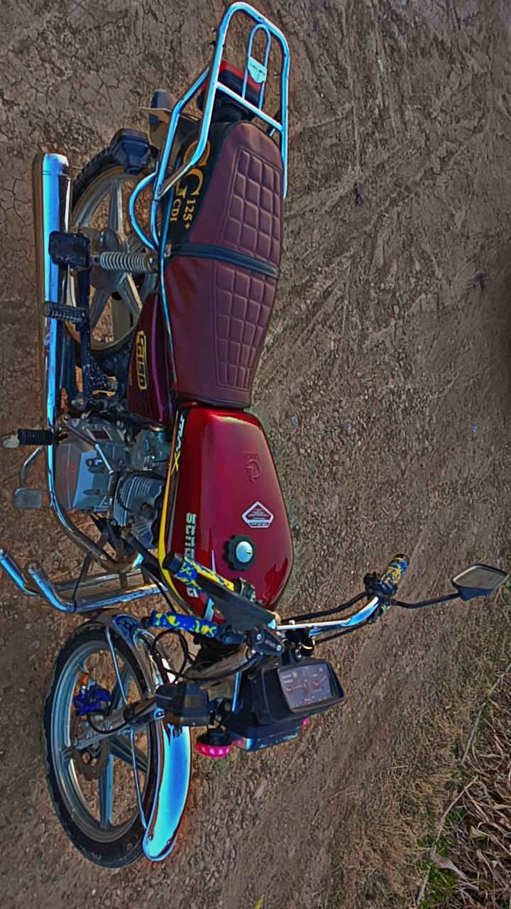 السلام عليكم  ايراني موديل 2019 نظيف متصرف عليه الف  كله شغال احلى من الصور ***********
