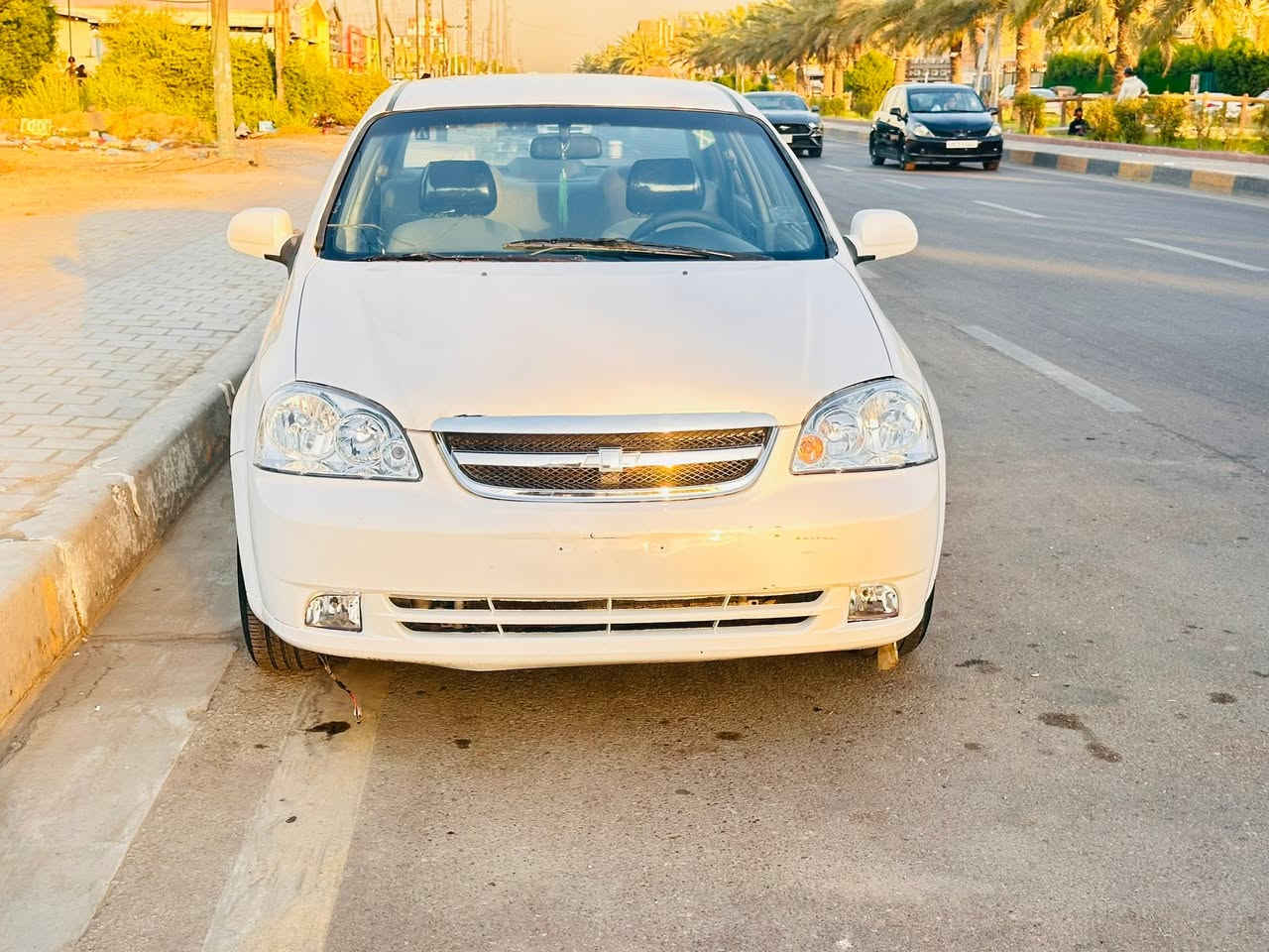 سلام عليكم شباب وجمعه مباركه عليكم اوبترا 
موديل 2006 شركه العامه السيارت كير عادي رقم بغداد دولي ماشيه 171الف حقيقي 
يوم الاحد استلم لوحاته  سنويه 31 يله تسقط هزه جديده السياره ع وضع الشركه برغي ممبدل بيه ولا مفتوح مكينه بل كارتون شرط الضمان كير امامي خلفي جديد زيرو قبل 3 ايام شاده تخم تاير زيرو 
تبريد ثلج مصفره غرامات السياره كله شرط الفحص بيه 3 قطع صبغ وموجود السونار مالتهه ابيع حزام حته محد يدوخني ويكلي هاي هيج وهاي هيج برغي مابيع نقص كله جديد وشغال 
السعر 64$ وبيه مجال بسيط وسوك كلشي بي شباب الله يوفقكم وكلمن يبيع بلي يصرفله السياره مال بيت ومتعوب عليه هواي 
مكان السياره الشعب نهايه حي اور 

***********ابو حسن الشمري

